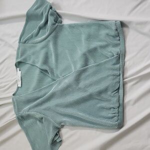 ASTR Women's Green Wrap Top